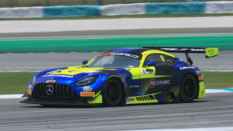 Setiawan Santoso Ukir Kemenangan Emosional di GTWCA Sepang 2026