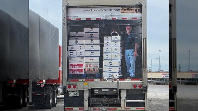 Drivers Call Cops After Being Fooled By A Sticker On The Back Of A Semi-Truck Trailer