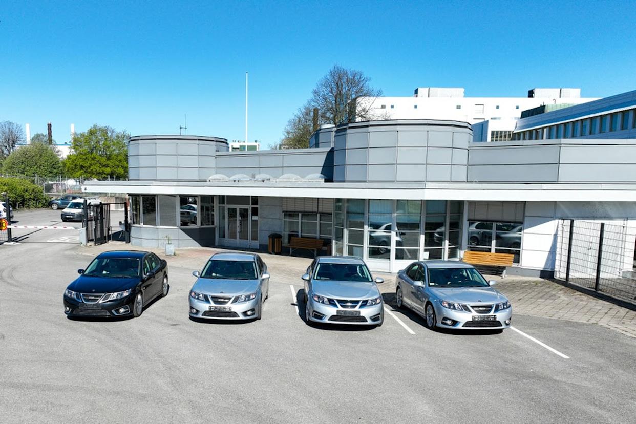 Final Saabs up for auction in curtain call for Swedish legend