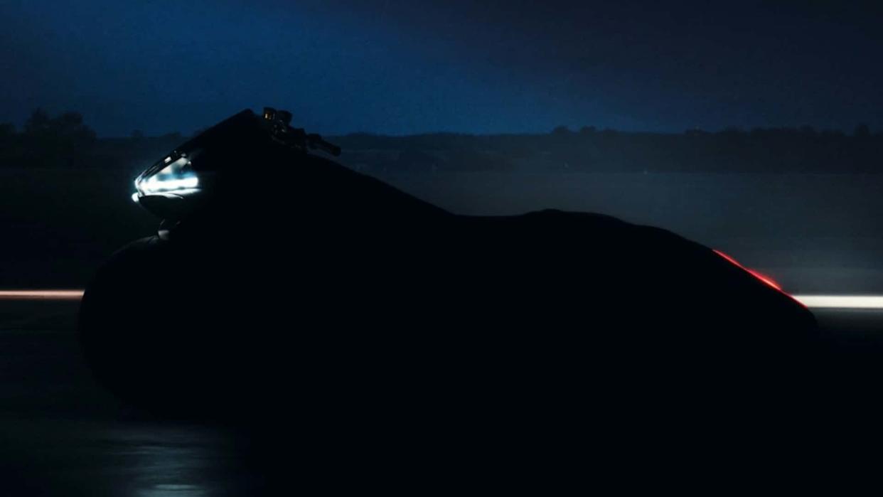 BMW, What's Up With This New BMW Bagger Motorcycle Teaser?