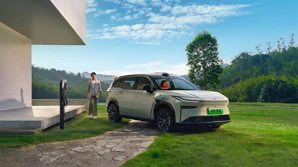 Toyota Has a $15,000 EV That China Can't Get Enough Of