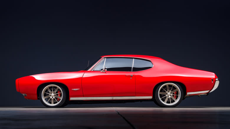Can You Mod Your Muscle Car To Perform Like A Sports Car When The Roads Get Twisty?