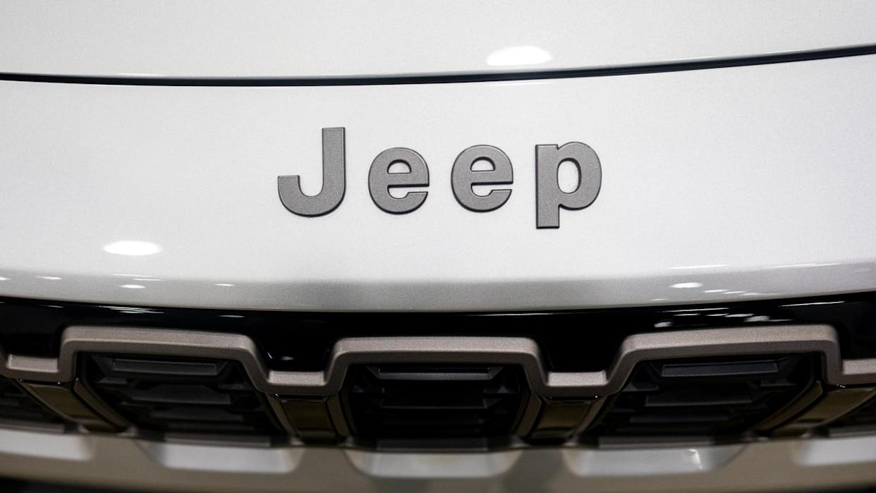 Jeep, FCA US recalls Jeep Cherokees over power transfer unit defect