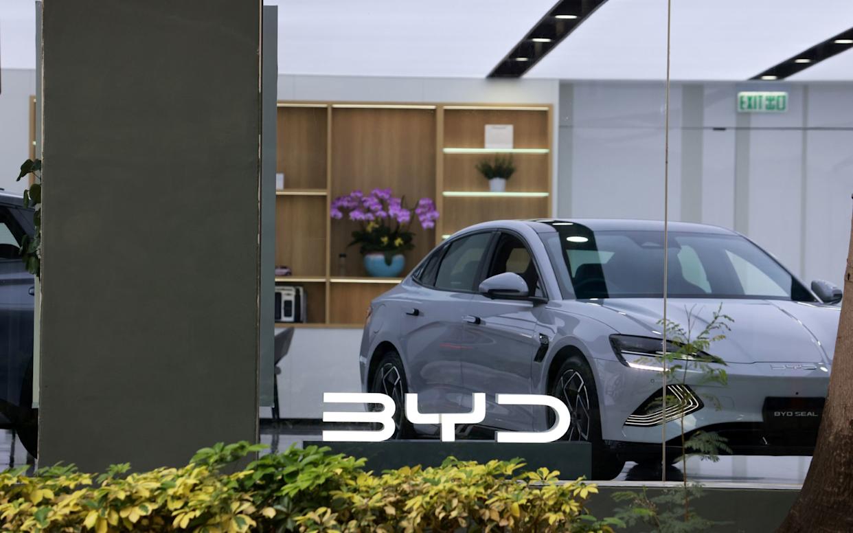 China rental giant signs up for 100,000 BYDs in huge Flash Charging push