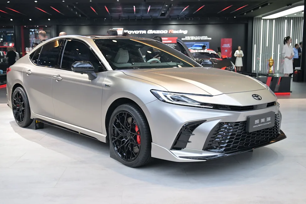 Toyota, Toyota Camry, Toyota recalls 508,000 US Camry Hybrids after blank screen can hide key warnings