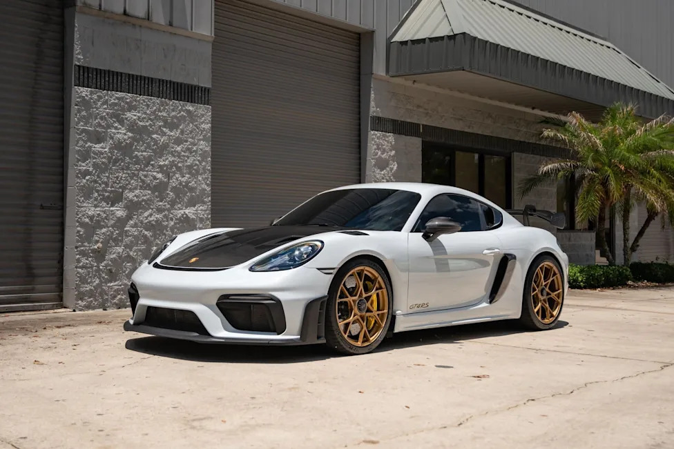2023 Porsche 718 Cayman GT4 RS Combines Track Capability With Premium Touring Features