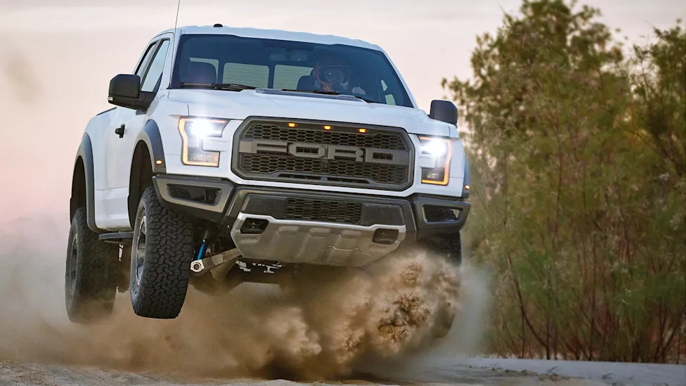 America’s ‘Cultural Obsession With Speed’ Fueled by Advertising, IIHS Says