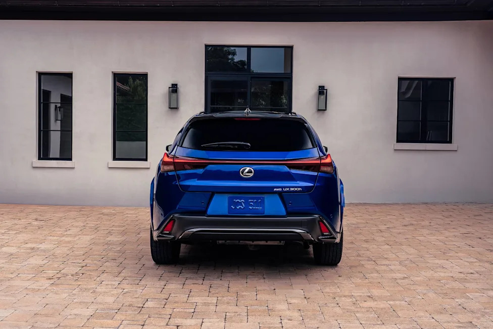 Lexus's Cheapest SUV May Be On Its Last Legs