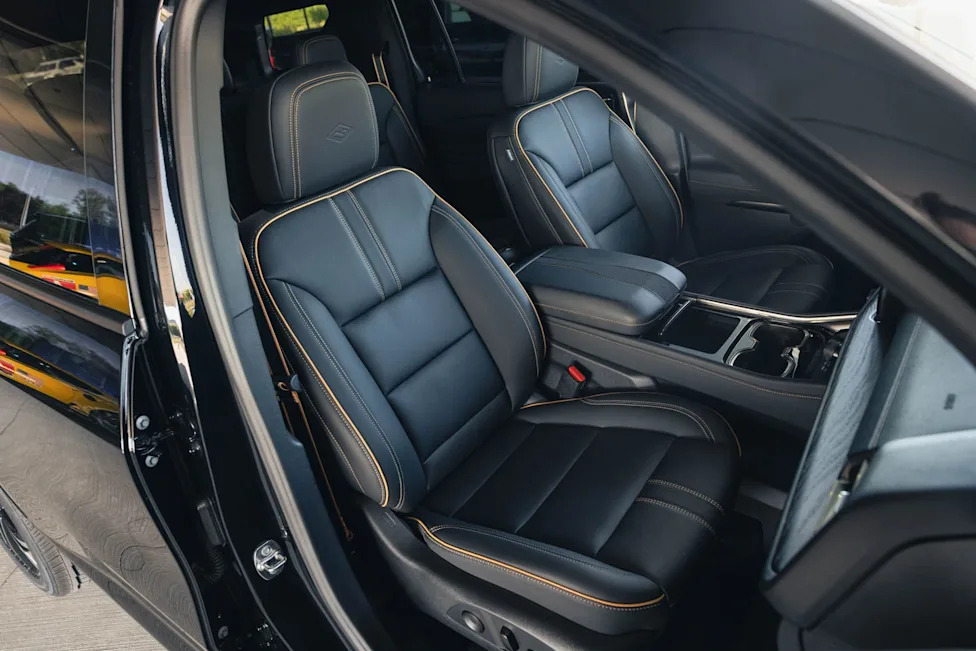 Chevy Takes the Fancy High Country Treatment Even Higher and Debuts the Look on the 2027 Traverse