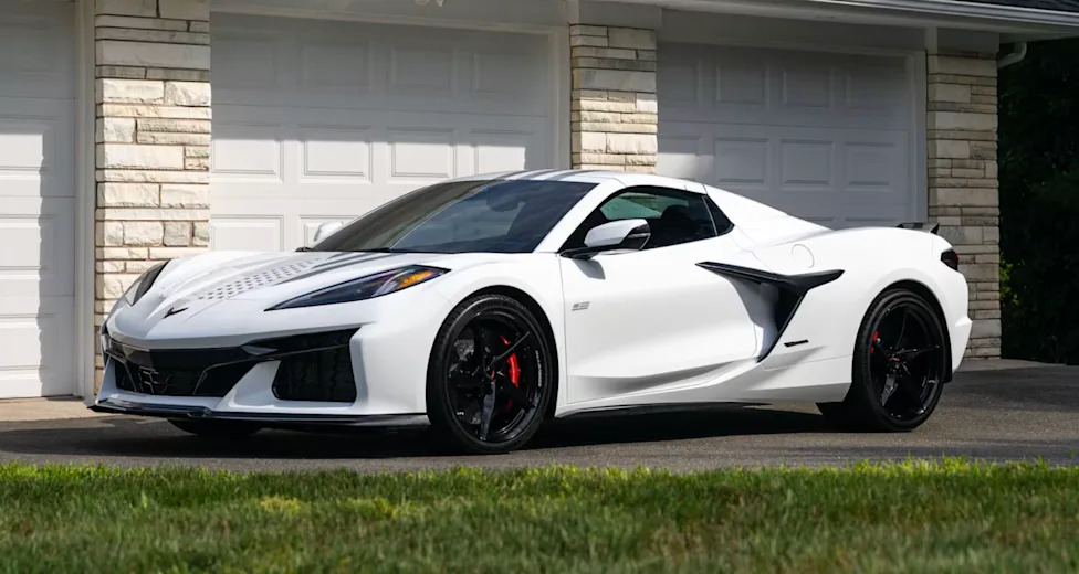 One of 250: Rare 2026 Corvette E-Ray Stars &amp; Steel Convertible Heads to Mecum's Nashville Sale