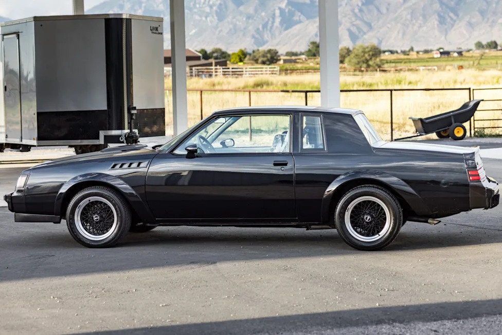 A 5,068-Mile Buick GNX Is a Reminder That Paperwork, Not Rarity, Moves This Market