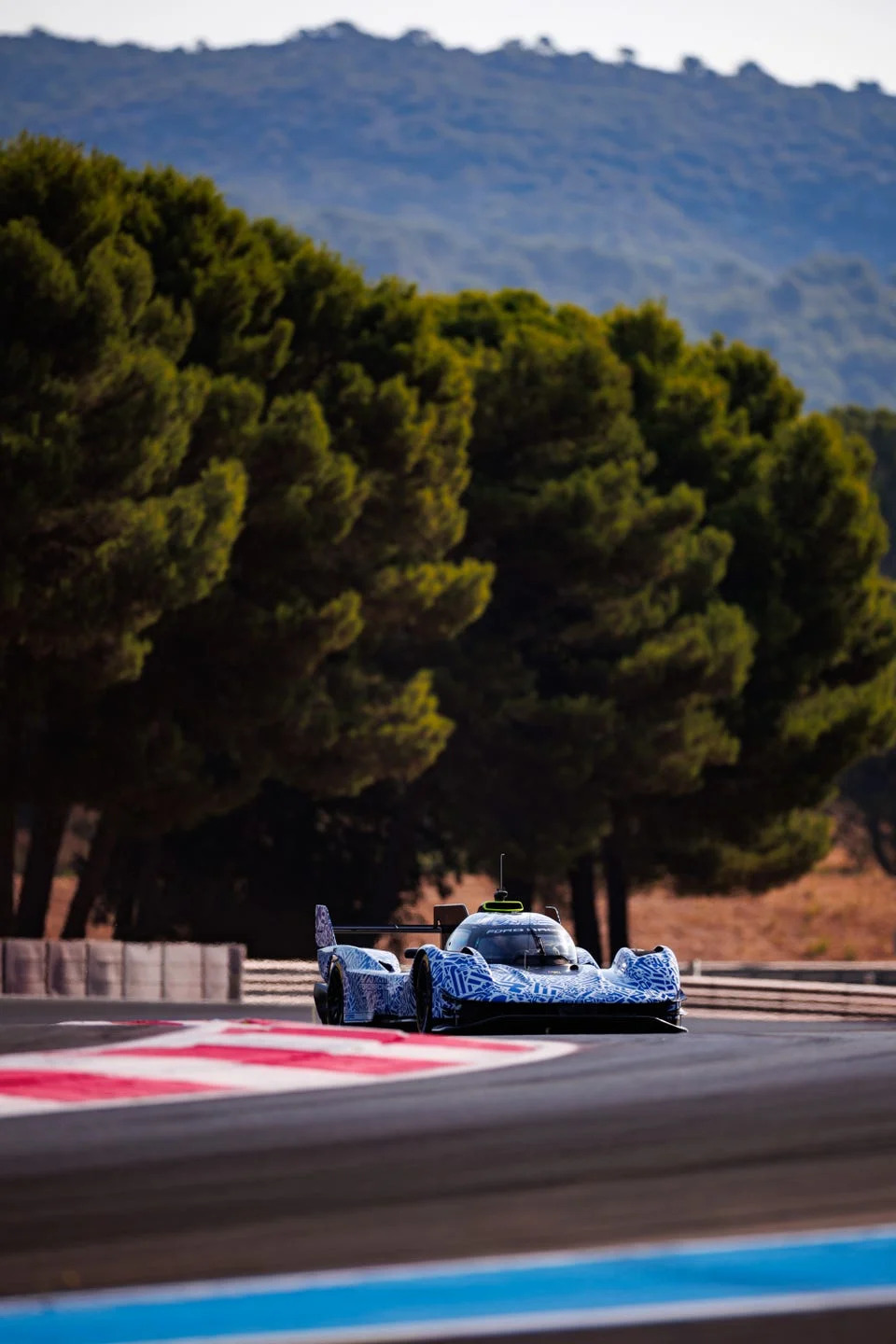 Here’s Our First Good Look at Ford’s New Hypercar