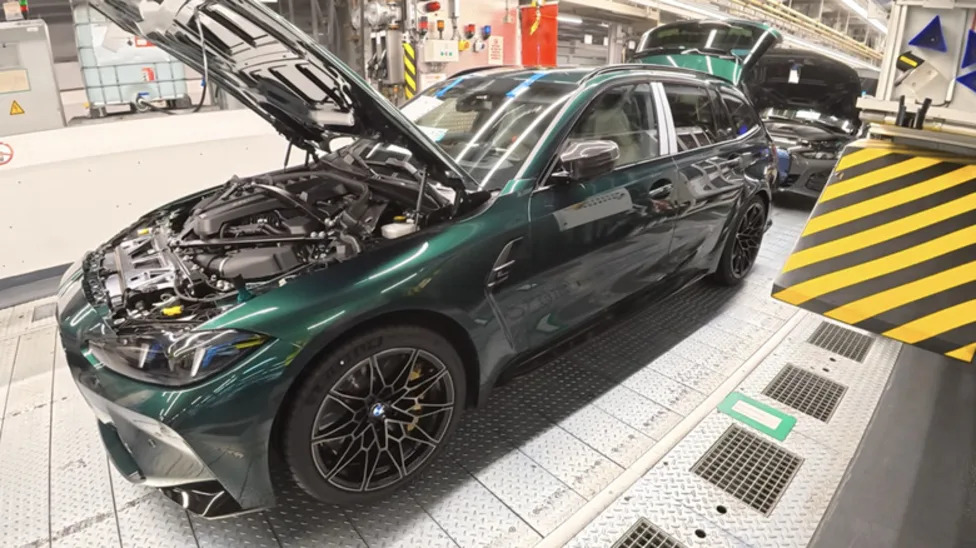 Watching Cars Get Assembled Helps Visualize How Spectacularly Complex They Are
