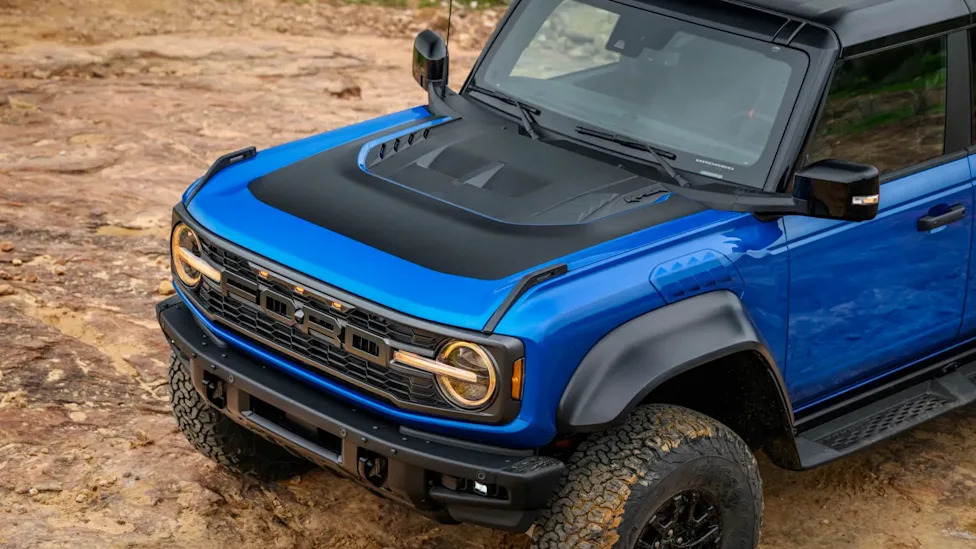 Ford, Ford Bronco, Ford recalls nearly 566K Bronco SUVs for engine fire risk