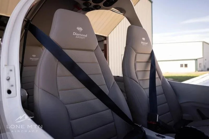 This 2020 Diamond DA40 NG Is a Modern, Multi-Mission ‘AircraftForSale' Top Pick