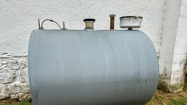Home Heating Oil Is Basically Diesel, But You Shouldn't Use It In Your Truck