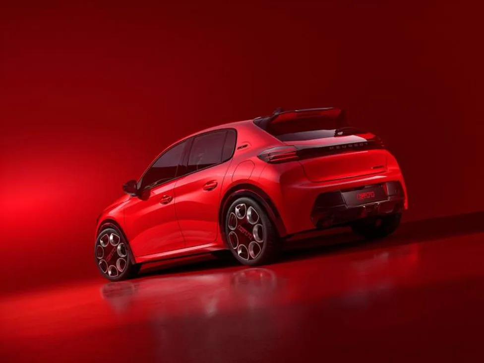 Peugeot, Peugeot E-208 GTi shown in production-ready form for first time