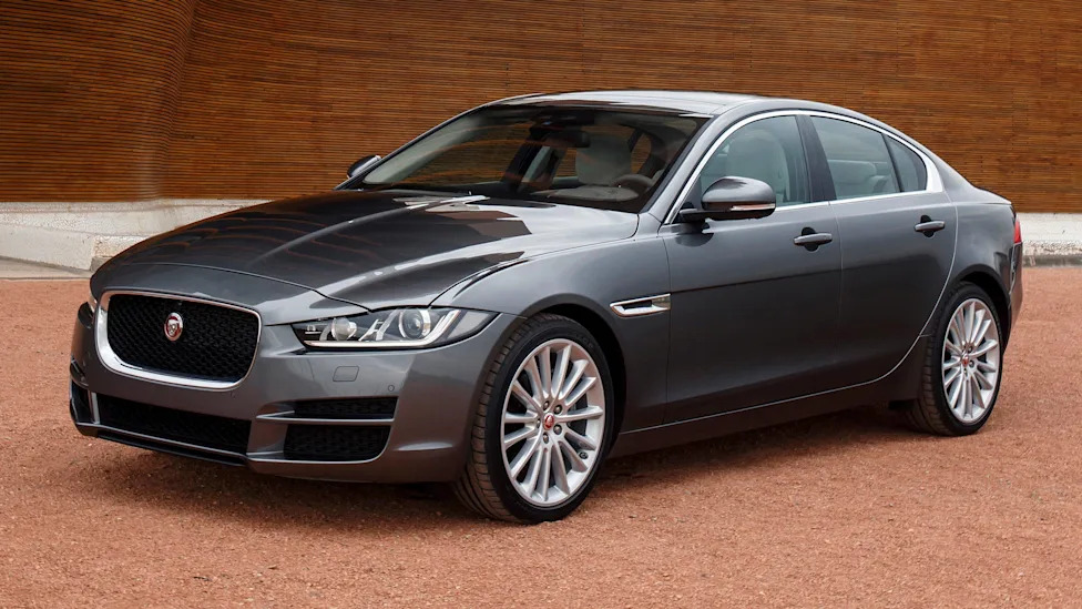 Jaguar Land Rover's Four-Cylinder Ingenium Engine is Still Giving its Maker Headaches