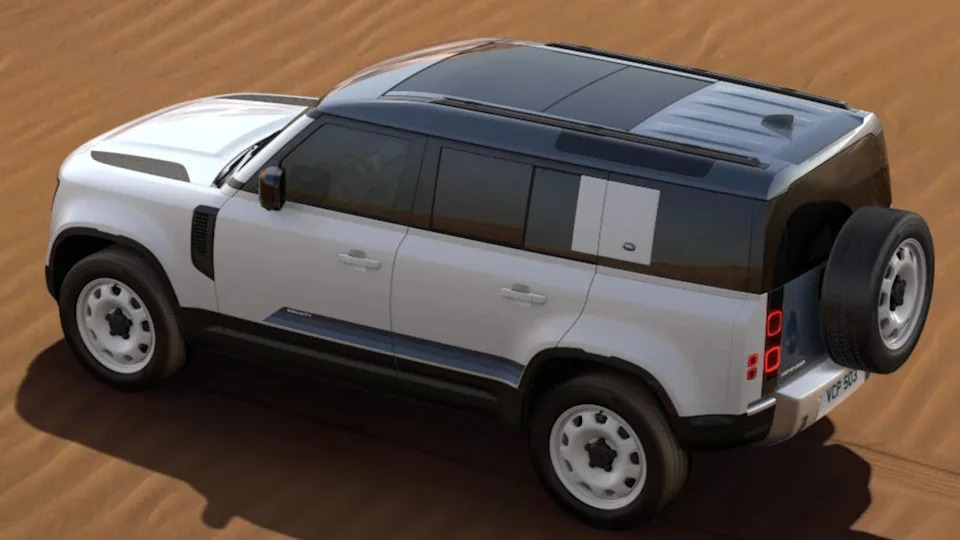23,000 Land Rovers Could Suddenly Lose Drive Power on the Road