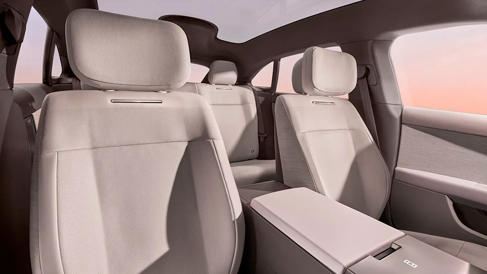 The Next Range Rover Will Be an All-Electric Grand Tourer