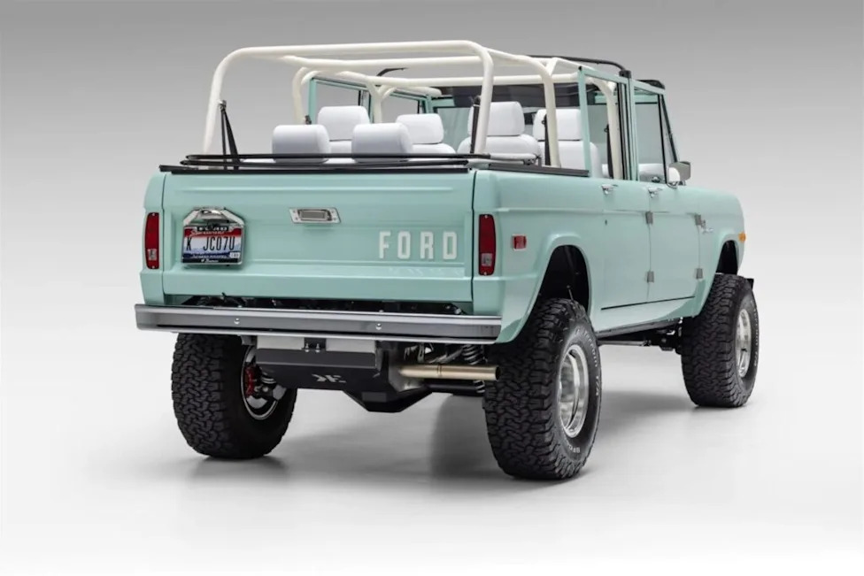 Mark Wahlberg’s Custom 1974 Ford Bronco Heads to Auction With 460 HP Coyote V8 and Serious Celebrity Appeal