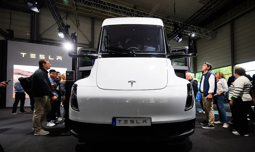 Tesla, Tesla's Semi truck to go on sale in Europe