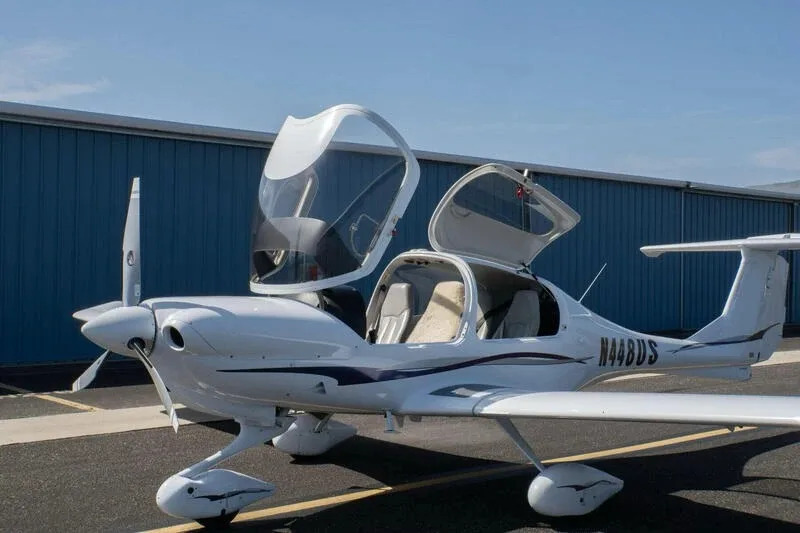 This 2007 Diamond DA40 XLS Is a Cross-Country Capable ‘AircraftForSale' Top Pick