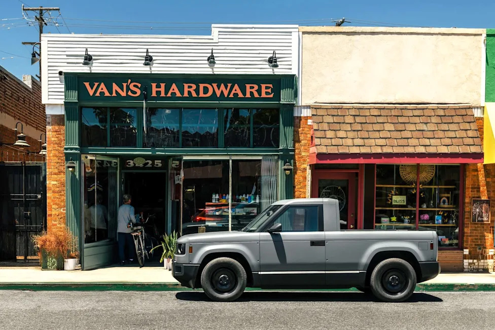 Homestead farmer with chickens says Slate truck could replace their $100-a-tank Toyota Tundra
