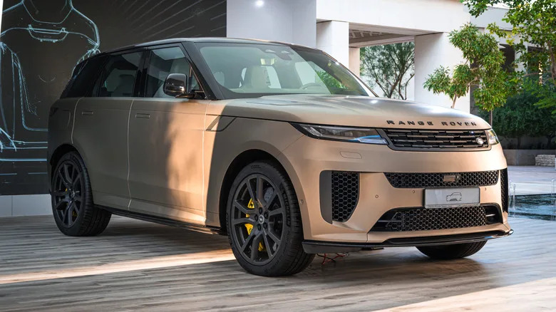 Why Depreciation Takes Such A Toll On Used Range Rovers