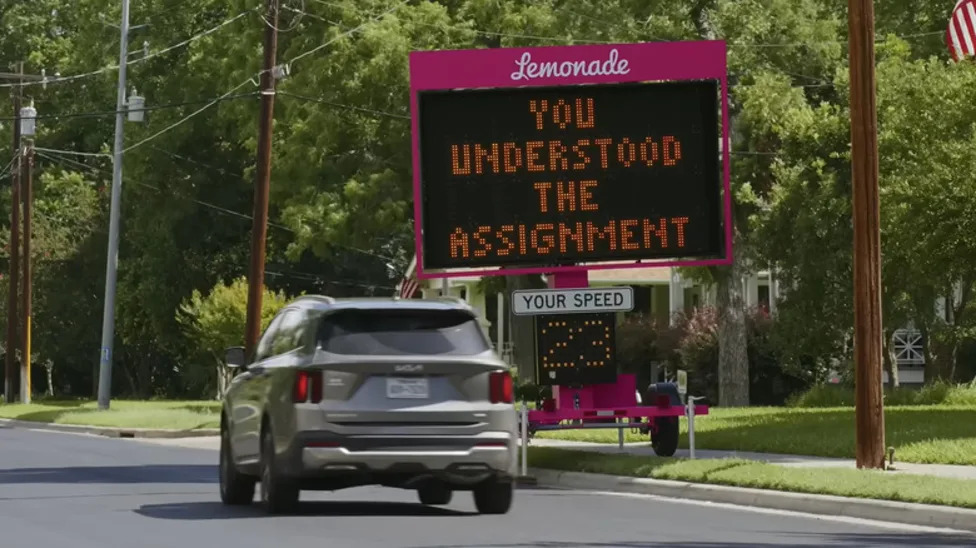 If You Actually Drive The Speed Limit (Or Lower) In Texas, This Sign Will Hype You Up
