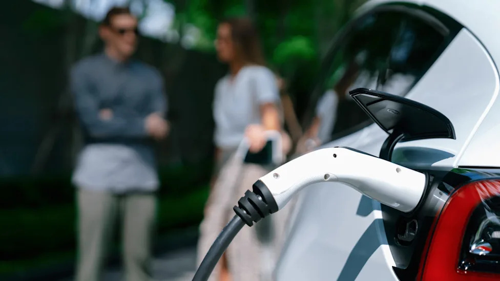 In California, a new $3,500 instant rebate is now available on qualifying EV purchases