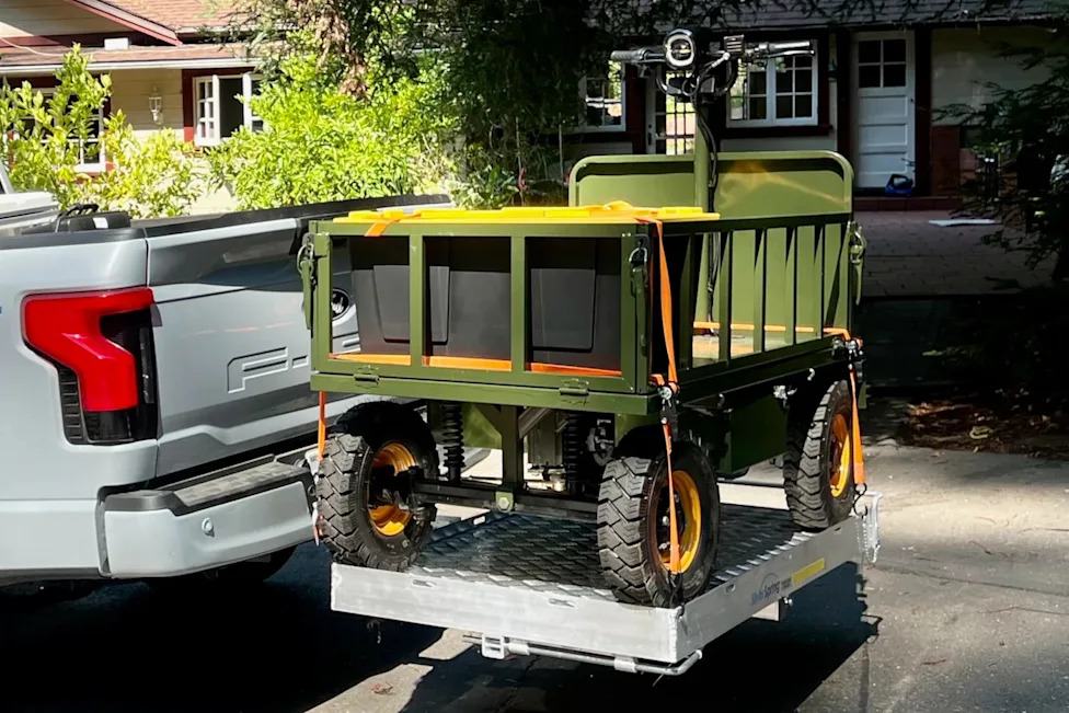 The StepRanger Is a Stuff Hauler That Fits Where Trucks Can’t