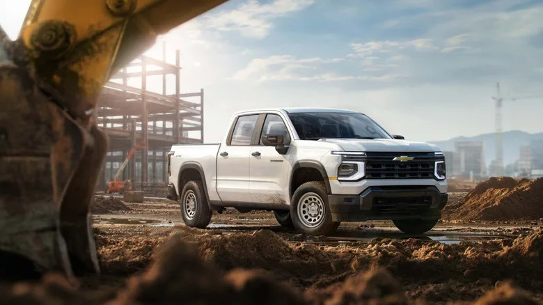 GM's Gen 6 Truck V8s Are Ditching The Dipstick