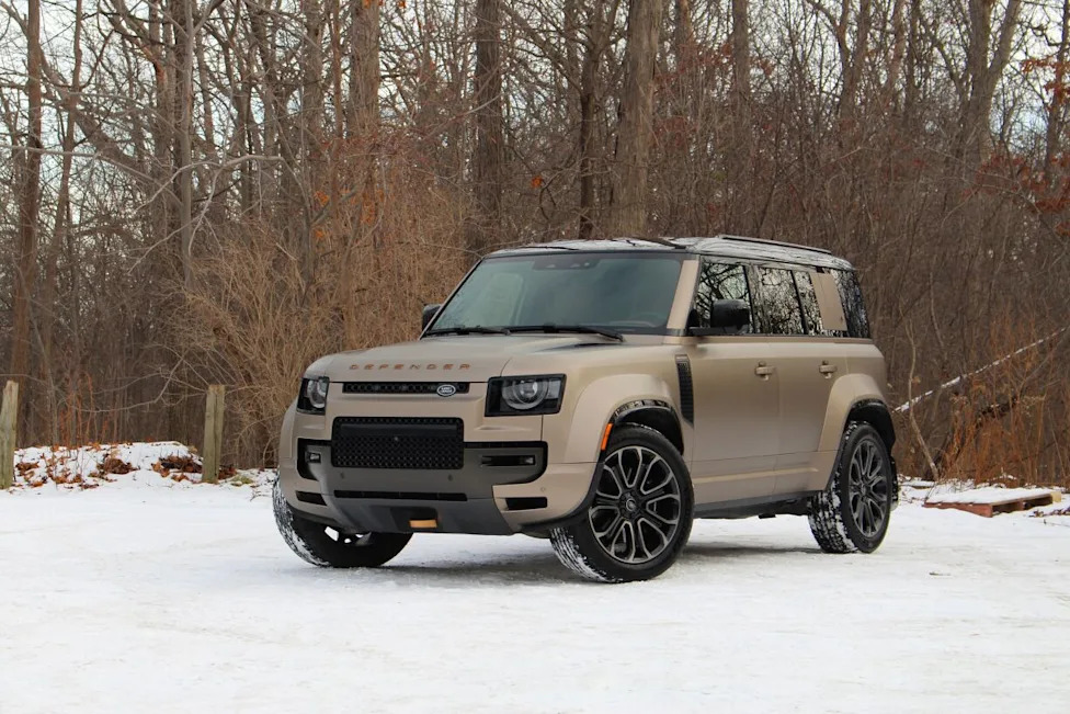Electric Defender Slips Back To 2030 As People Keep Buying Combustion
