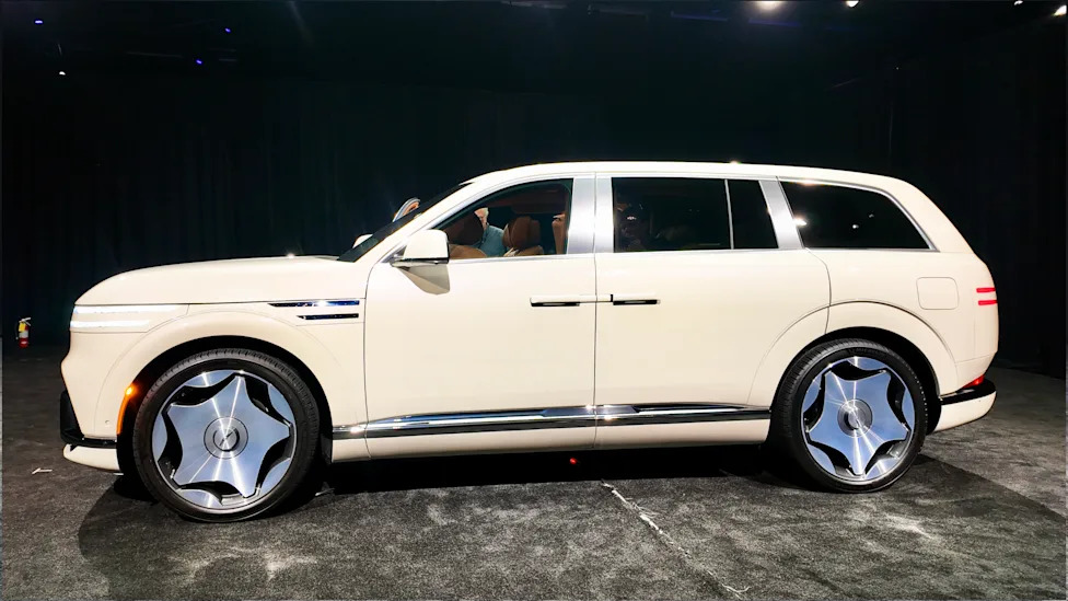 I thought the Genesis GV90's pillarless coach doors were a concept fantasy — I was completely wrong