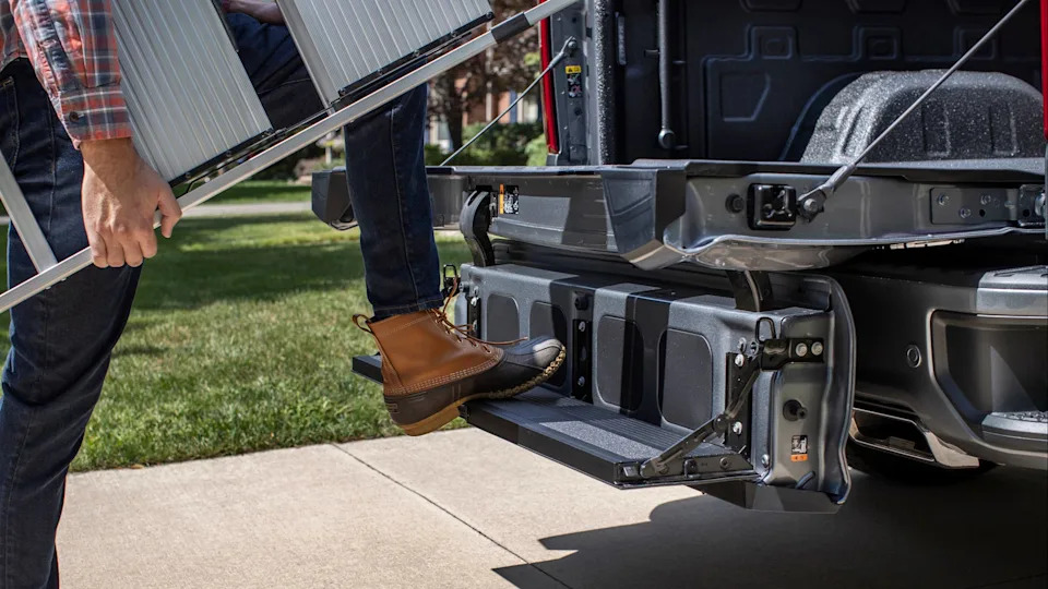 Chevy Just Made the Silverado’s Multi-Flex Tailgate Harder to Get