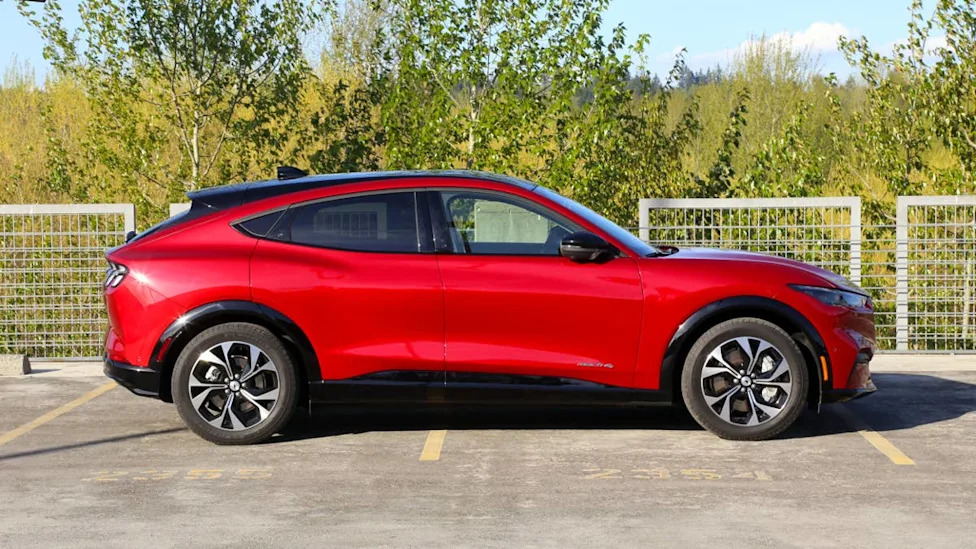 Ford Drop Killer Mach-E Lease Deal For June