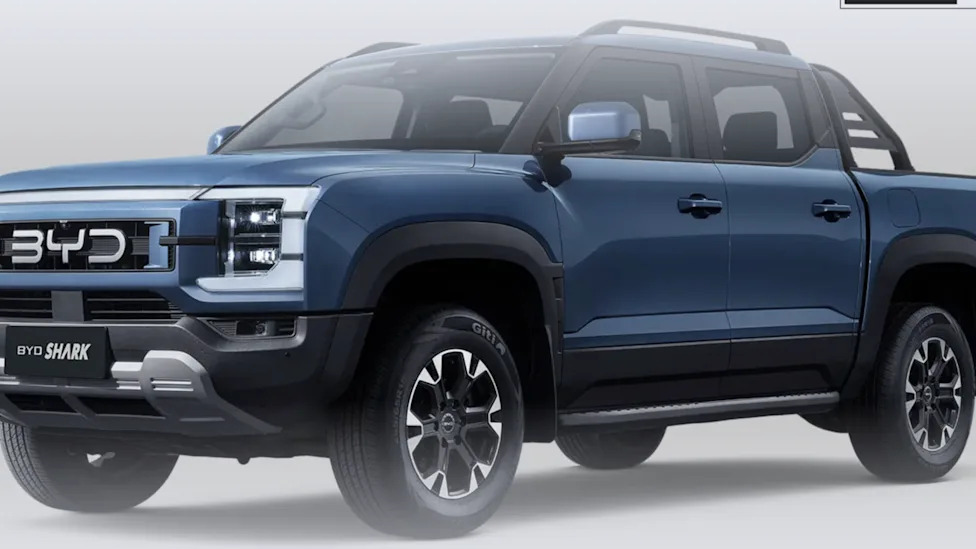 A Security Researcher Shut Off a Moving BYD Pickup’s Headlights From the Roadside, Then Used Its Speakers to Get Siri to Read Out the Driver’s Home Address.