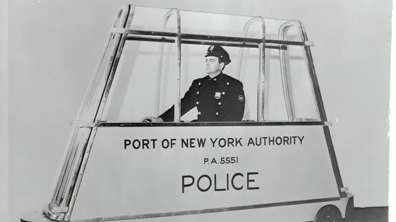 Catwalk Cars: New York City's Weird Wafer-Thin Electric Vehicles Used By Tunnel Police