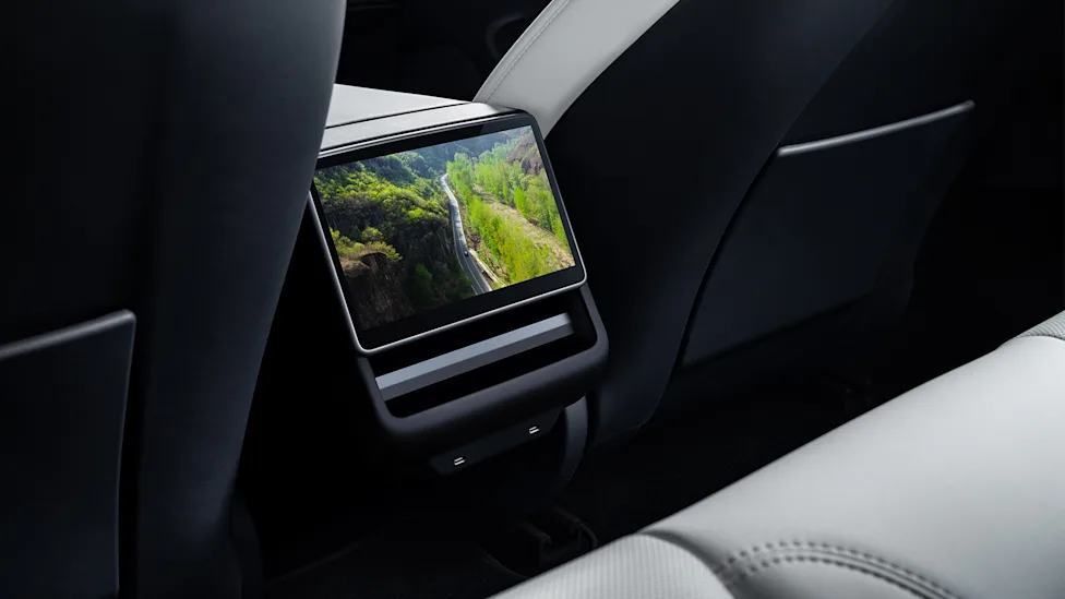 Tesla just fixed one of my biggest problems with in-car Grok