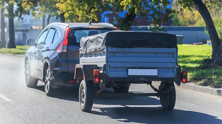 Factory Vs Aftermarket Tow Hitches: How Different Are They Really?