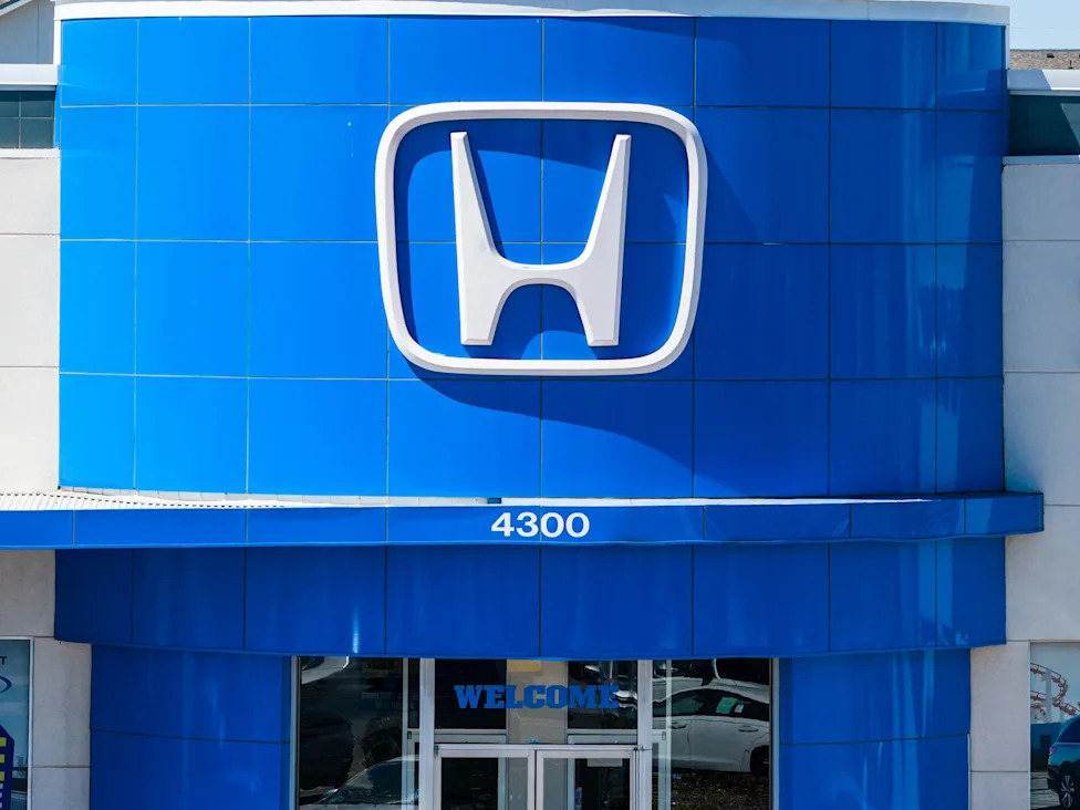 Honda, Honda recalls 880,000 vehicles over possible rear suspension issue