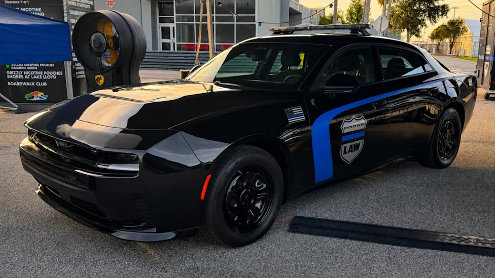 The Dodge Charger Is Putting Its Police Uniform Back On