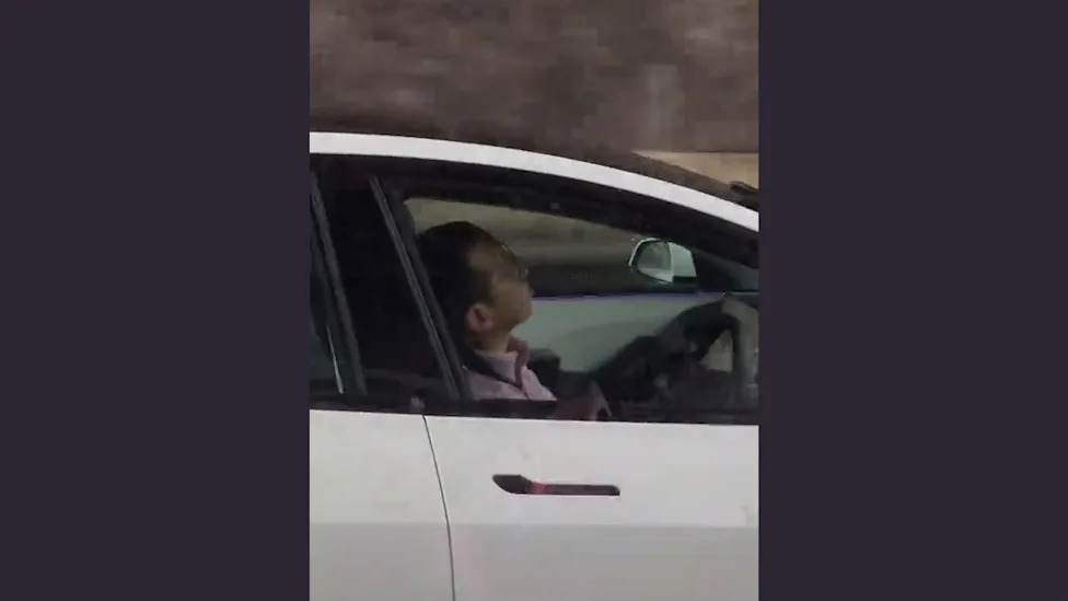 Tesla Driver Appears Asleep on Busy Motorway, Reminding Everyone Fsd Isn't a Chauffeur