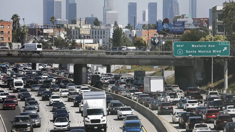 Is It Illegal To Drive Under The Speed Limit? Here's What You Should Know