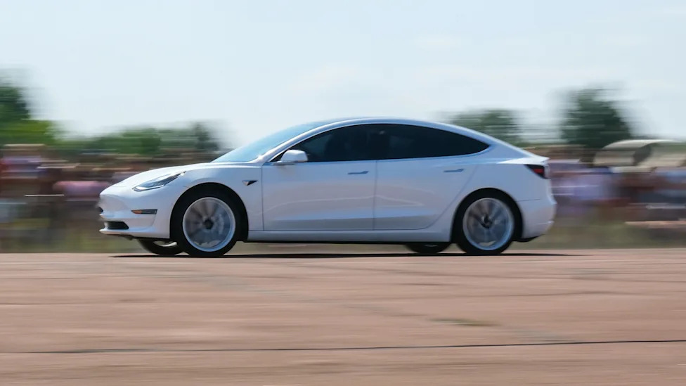 Tesla, Belgian test finds Tesla FSD sped through 20 mph zones, tried illegal cyclist passes