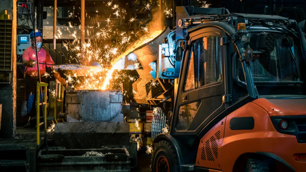 How Engineers Design Tires That Can Handle The Heat Of Steel Mills
