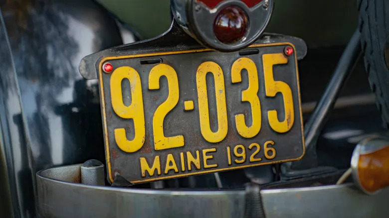 Before License Plates Were Standardized, People Had To Get Creative