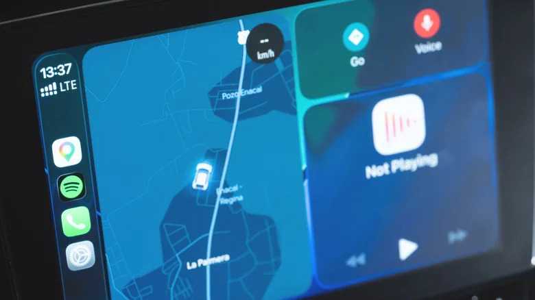 How To Improve CarPlay Navigation If You Use Google Maps Over Apple Maps