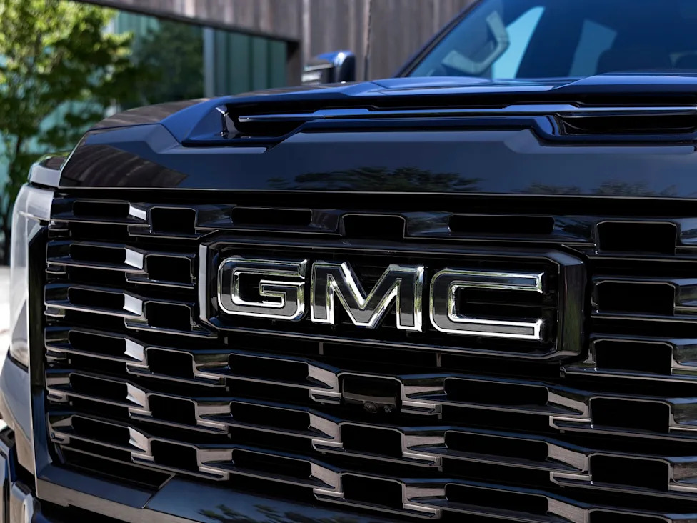 GM Recalls 2024 Silverado, Sierra Because Brake Faults May Go Unwarned
